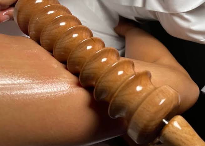 Kids massage dubai