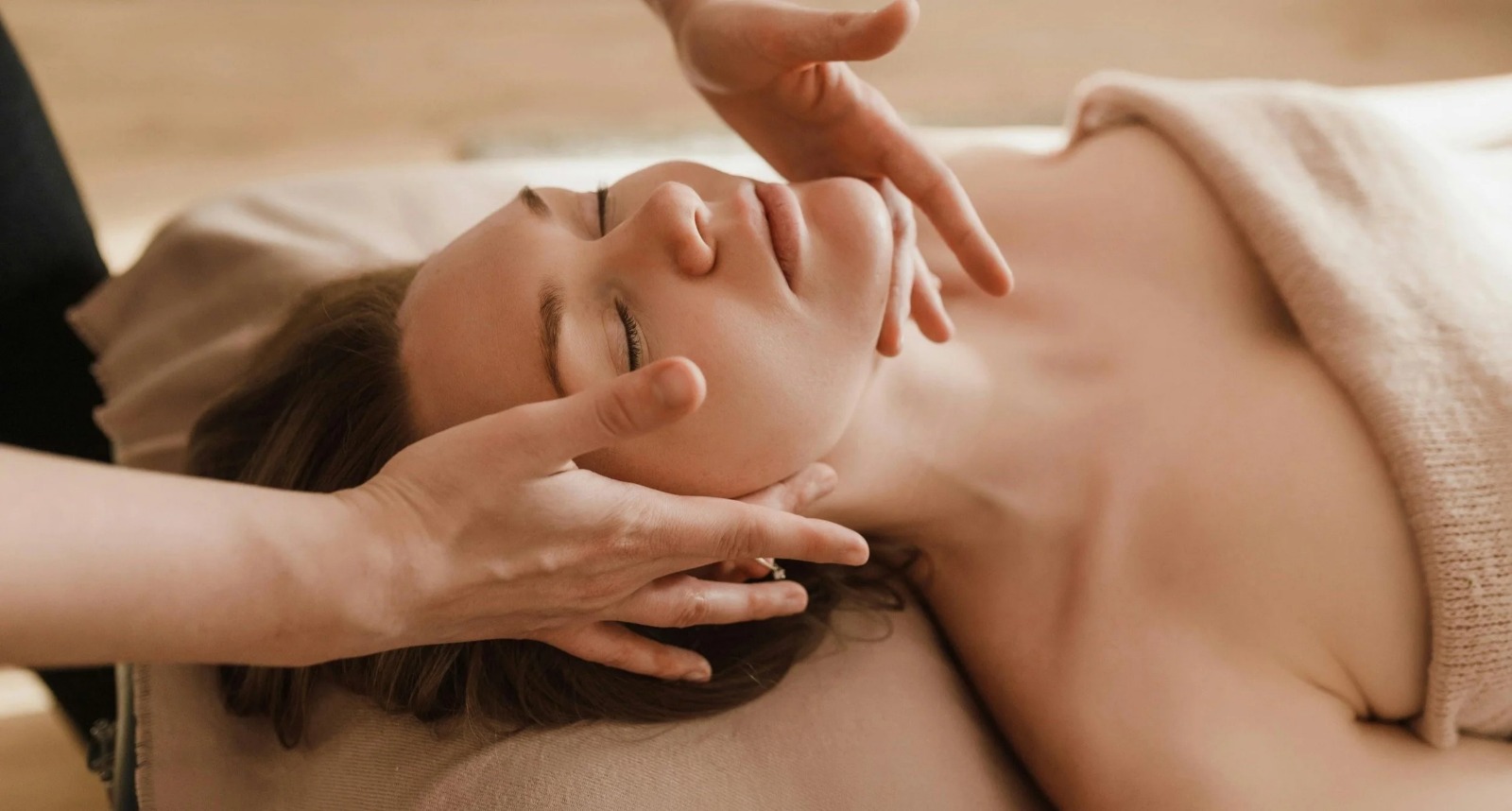 Kids massage dubai